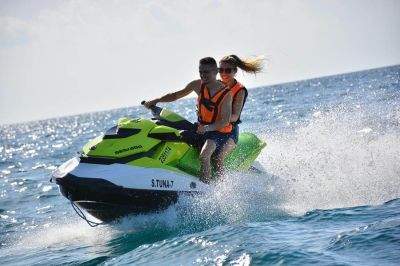 Jet ski at Orient Beach